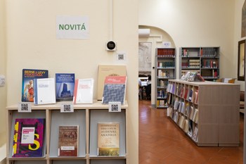 espositore novità